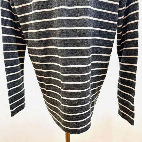 LOFT Women Long Sleeve Pullover Round Neck Gray/White Striped Shirt Size Medium - Picture 11 of 14